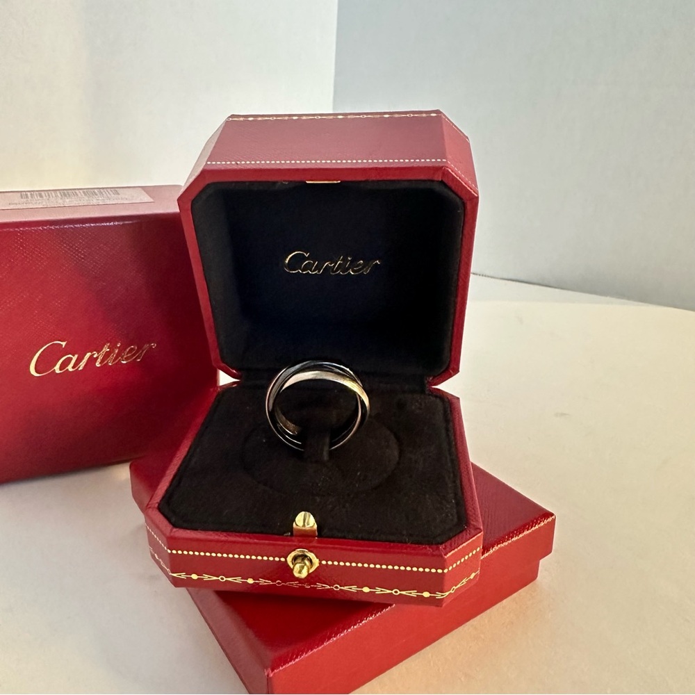 Cartier Trinity, 18 karat white, gold and enamel